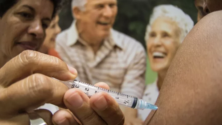 Campanha contra gripe imuniza 40% do público alvo no país